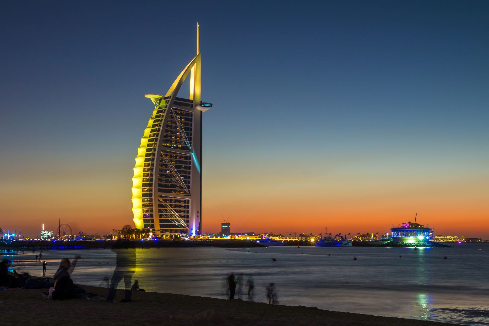 Burj al-Arab: Ein Hotel als Wahrzeichen - Airtours Sphere