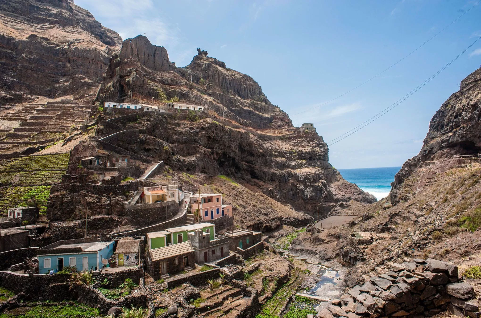 Die schroffe Felslandschaft der zu den Kapverden zählenden Insel Santo Antao ist ein anspruchsvolles Wander-Terrain