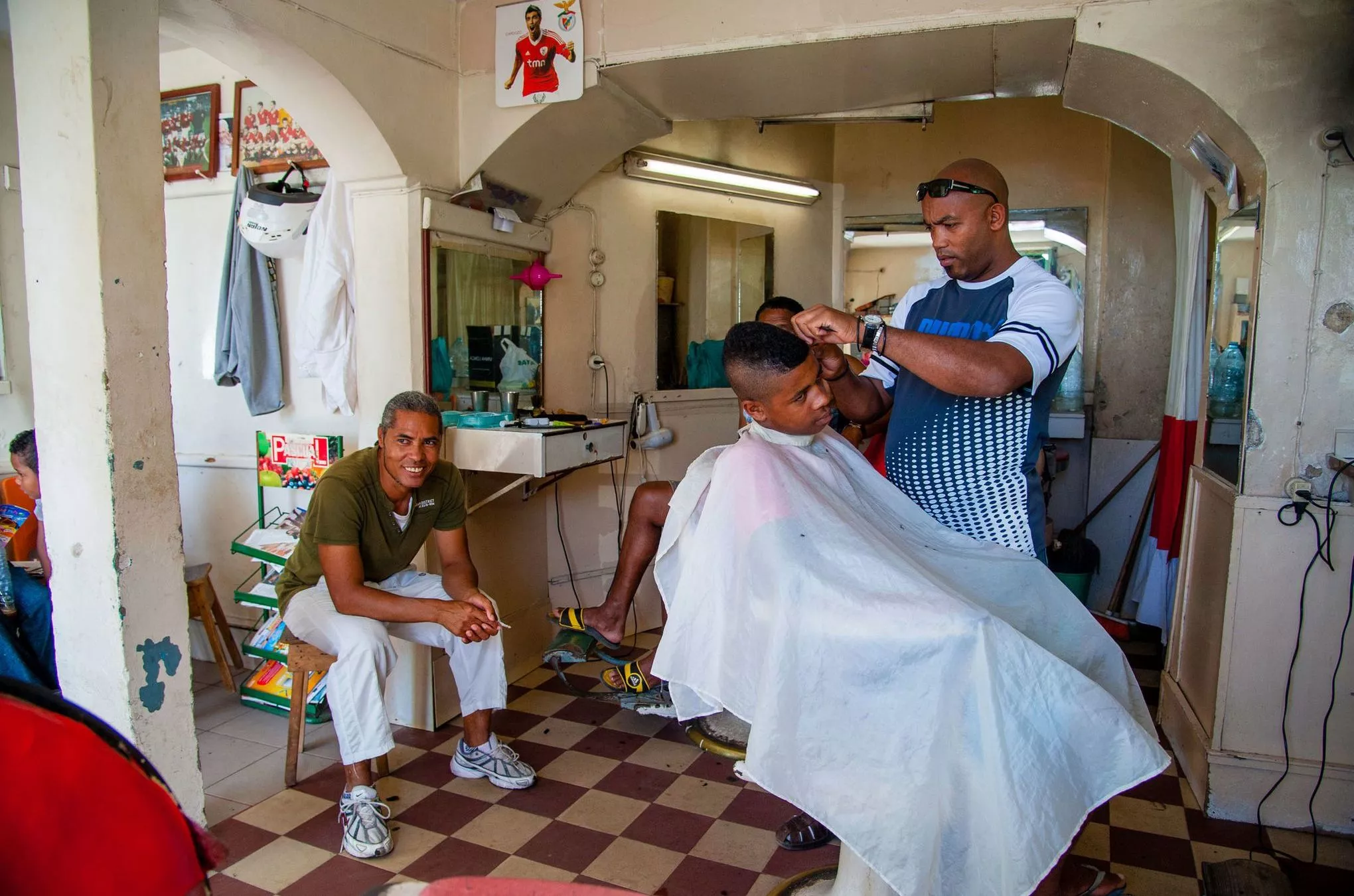 Der Look internationaler Fußballstars ist auch bei kapverdischen Barbieren nachgefragt