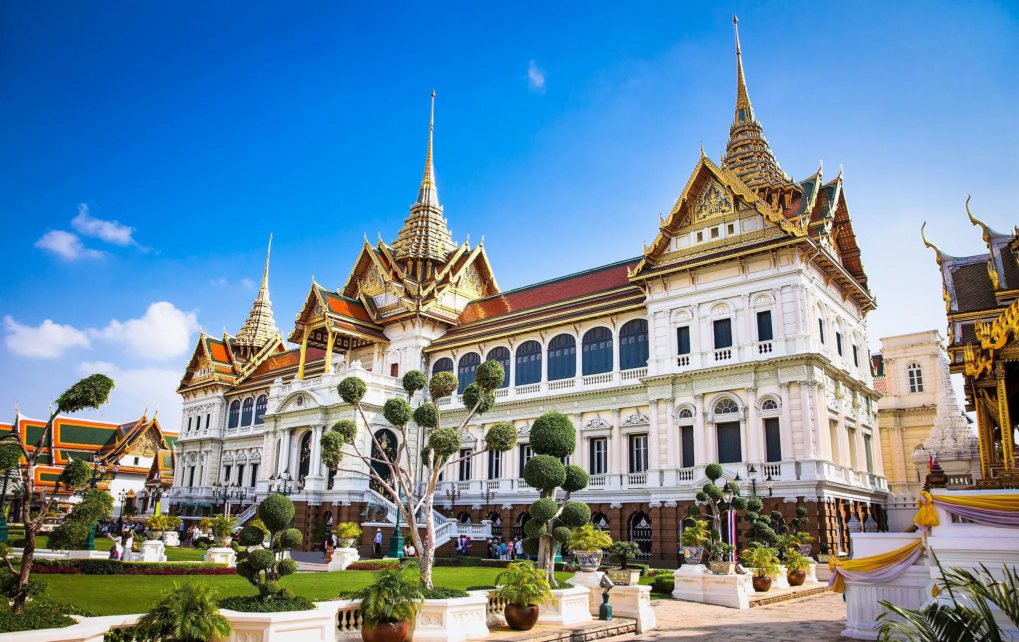 Bis 1946 residierten die Chakri im königlichen Palast von Phra Nakhon, im Zentrum Bangkoks