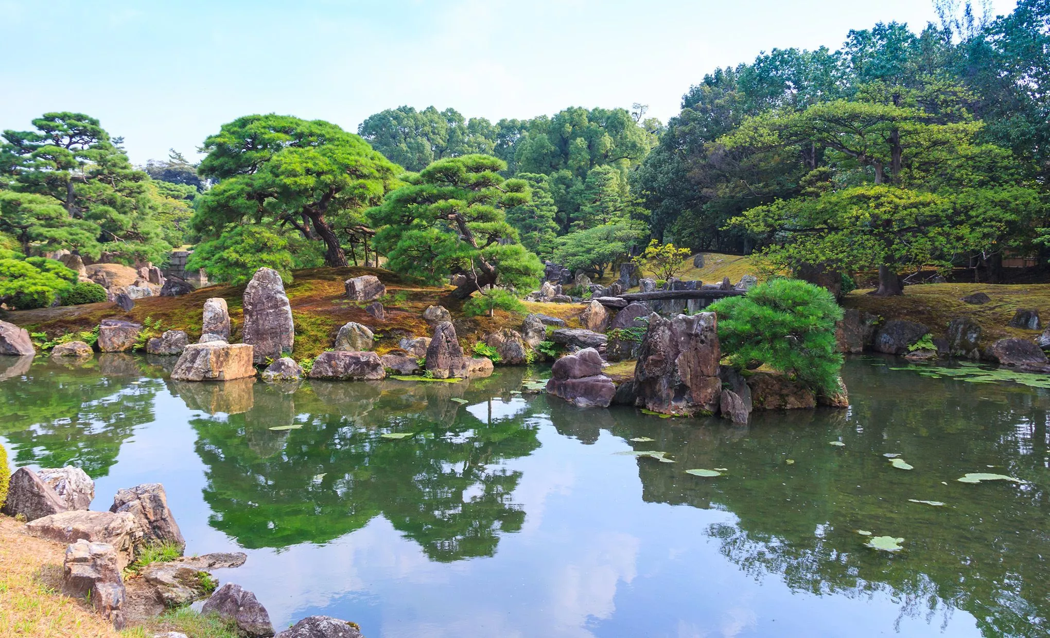 Zur Palastanlage gehört auch ein Zen-Garten (Ninomaru), angelegt gegen Endes des 17. Jahrhunderts