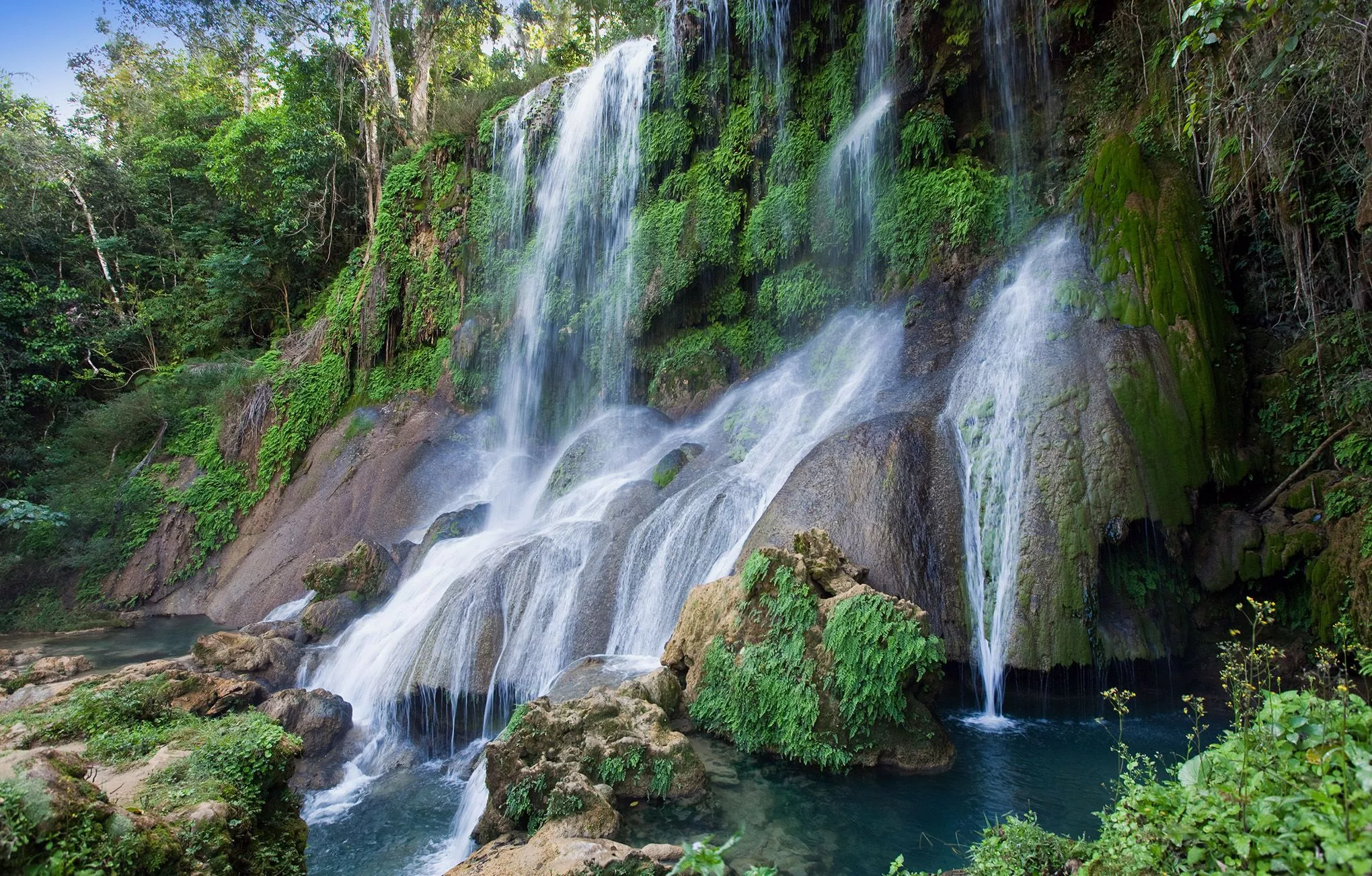 22 Meter hoch und mitten im Regenwald: der Wasserfall von Soroa