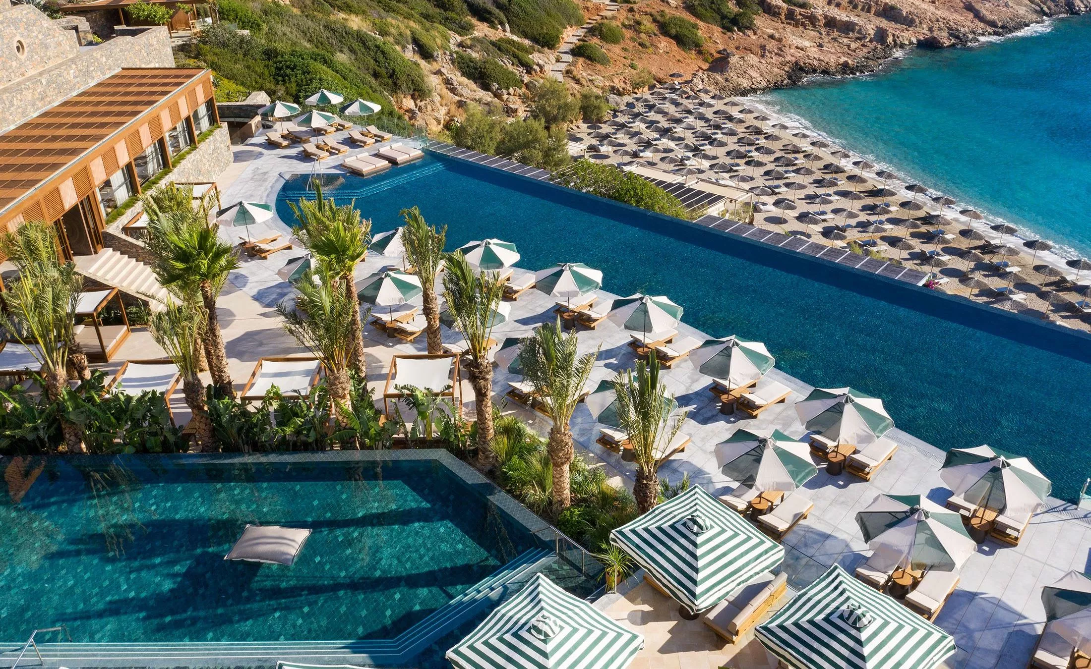 Das Hotel Daios Cove Luxury Resort & Villas