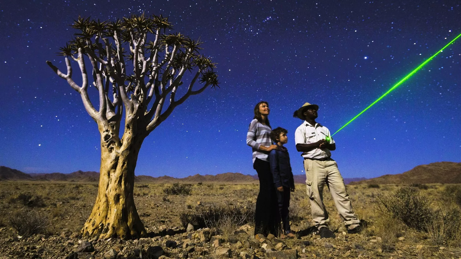 Namibia Familie Flug Safari Wilderness nature family stargazing