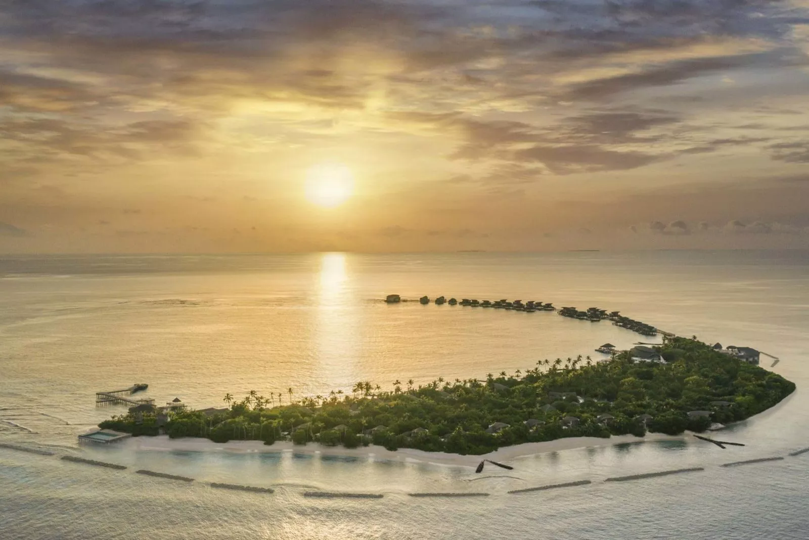 JW Marriott Maldives Resort & Spa