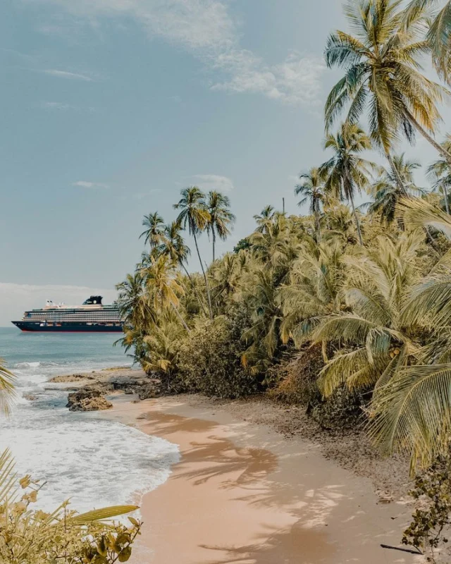 Airtours Instagram